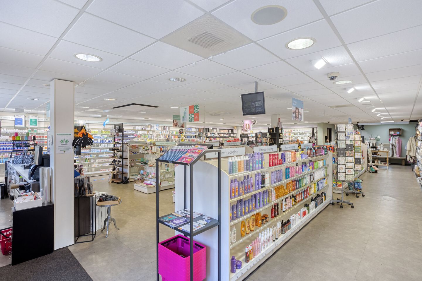 View photo 5 of Dorpsstraat 5