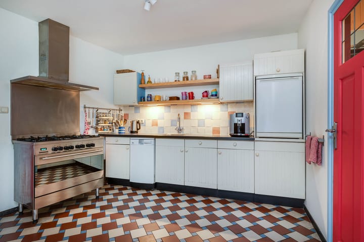 Photo 35 of Kaakstraat 12