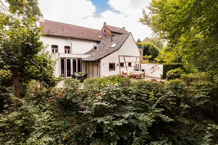 Photo 42 of Kaakstraat 12