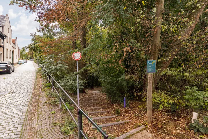 Photo 47 of Kaakstraat 12