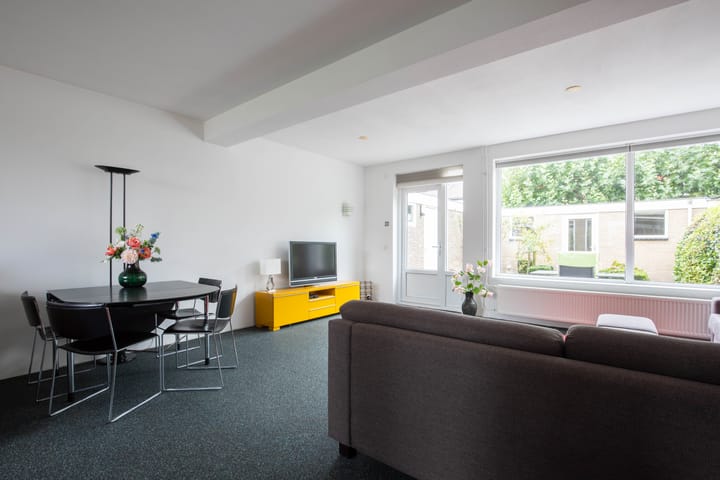 Foto 7 van Abraham Rademakerstraat 10