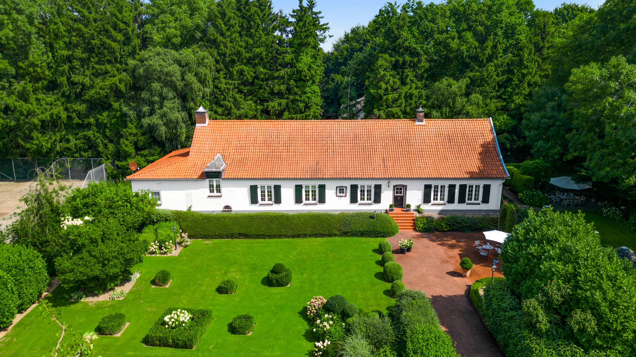 Photo 3 of De Weerd 9