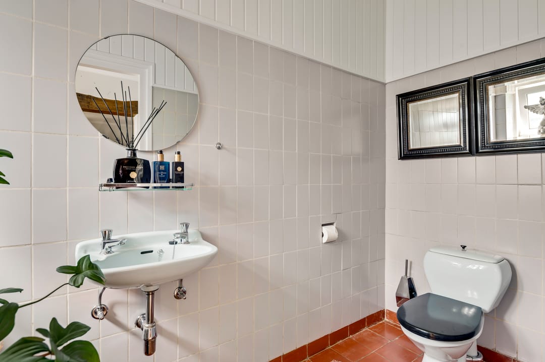 Photo 37 of De Weerd 9