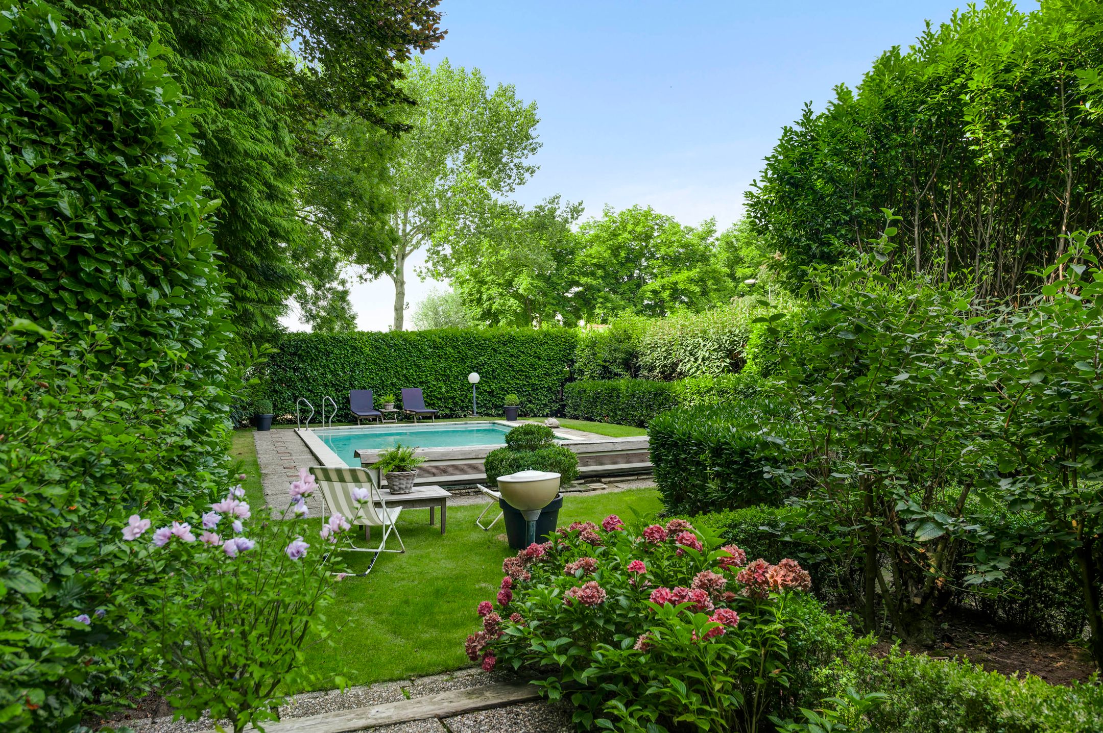 Photo 39 of De Weerd 9