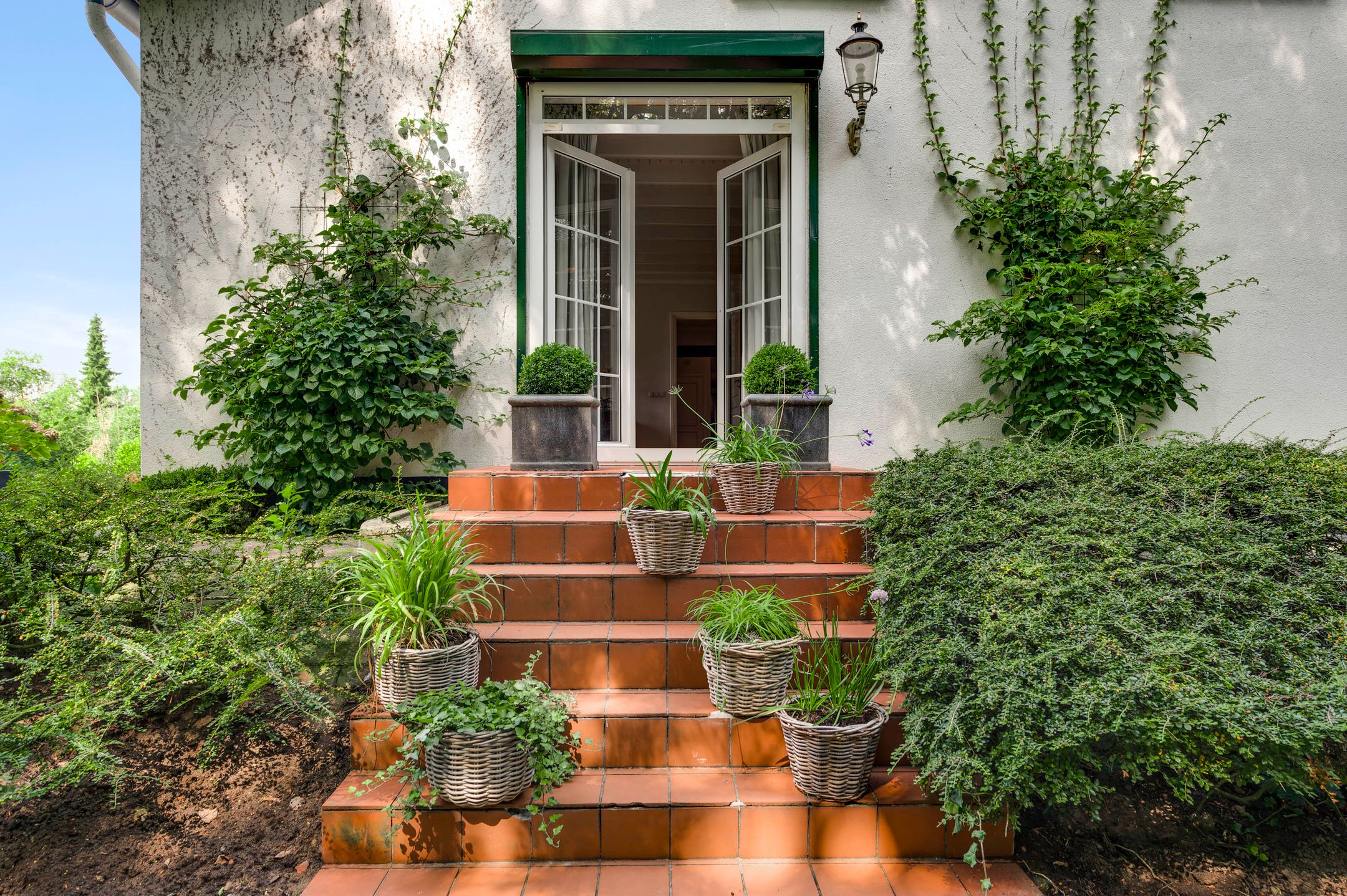 Photo 42 of De Weerd 9