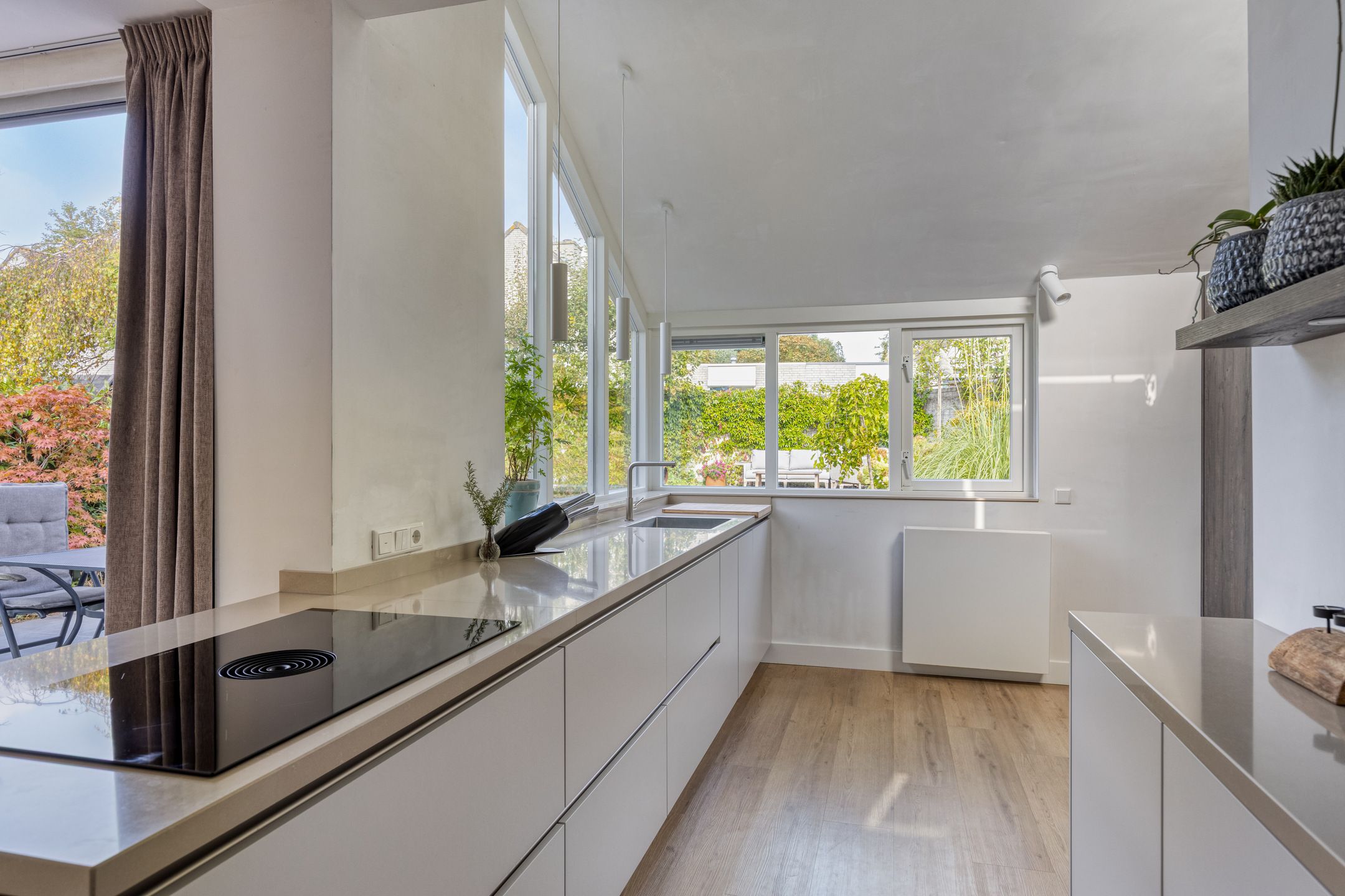 Photo 3 of Vunderke 16