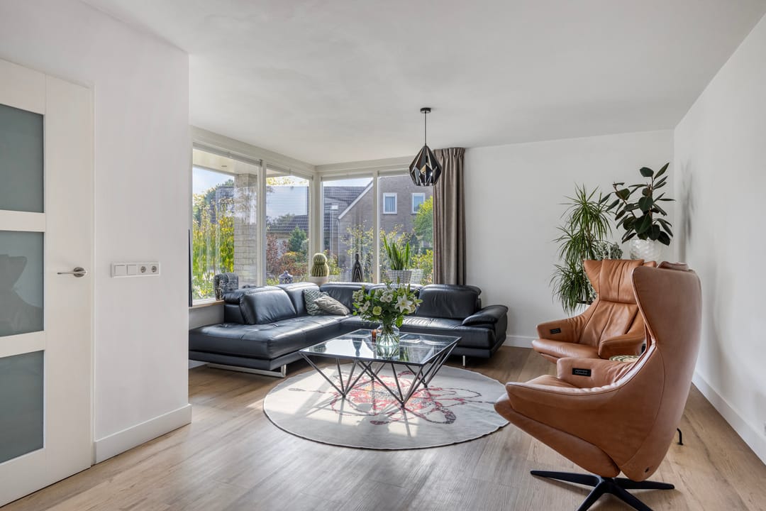 Photo 8 of Vunderke 16