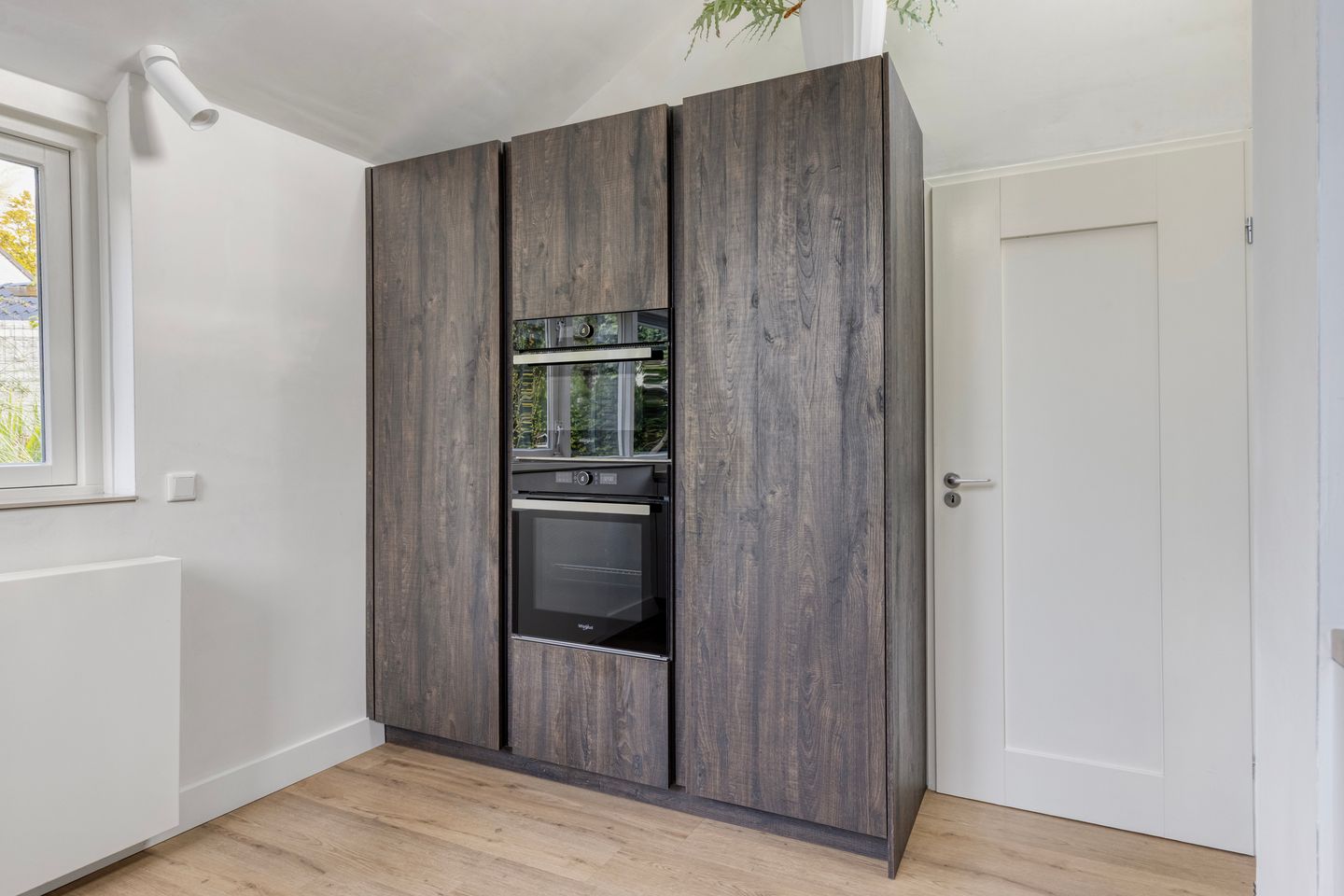 Photo 19 of Vunderke 16