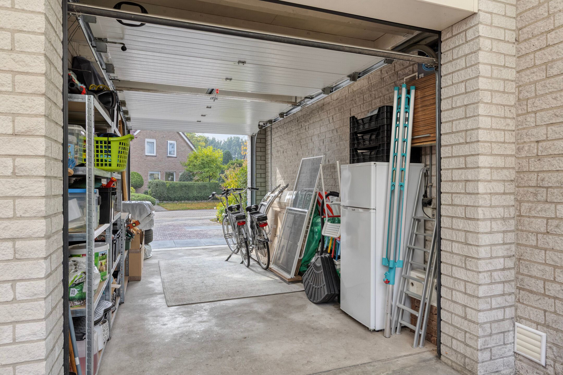 Photo 45 of Vunderke 16