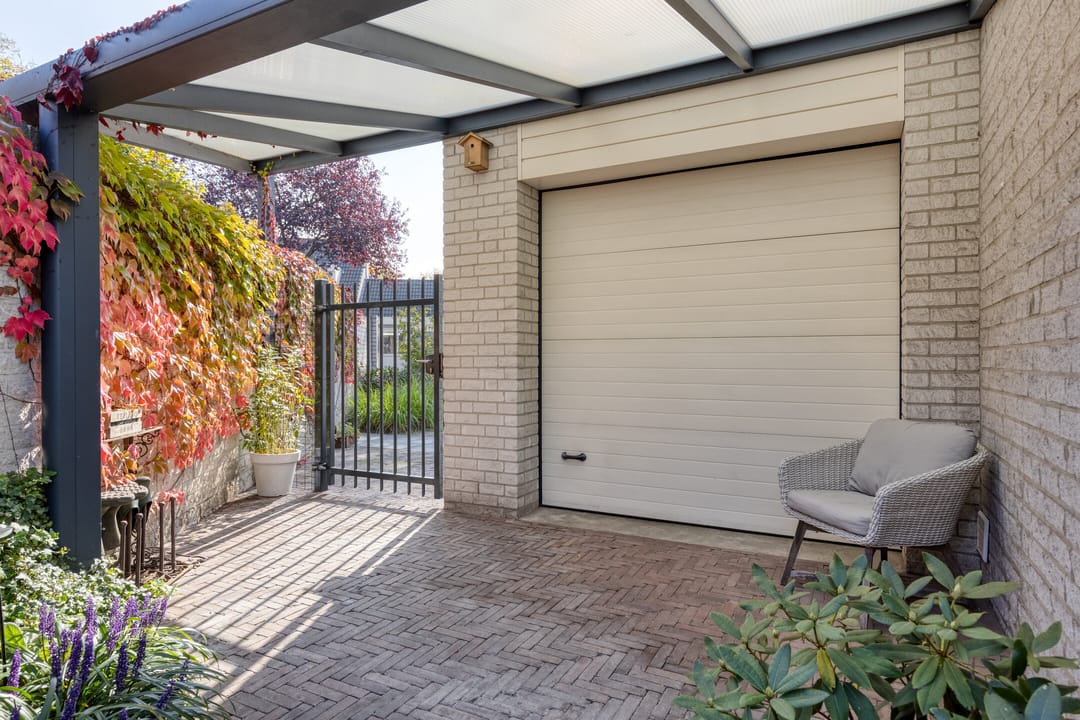 Photo 46 of Vunderke 16