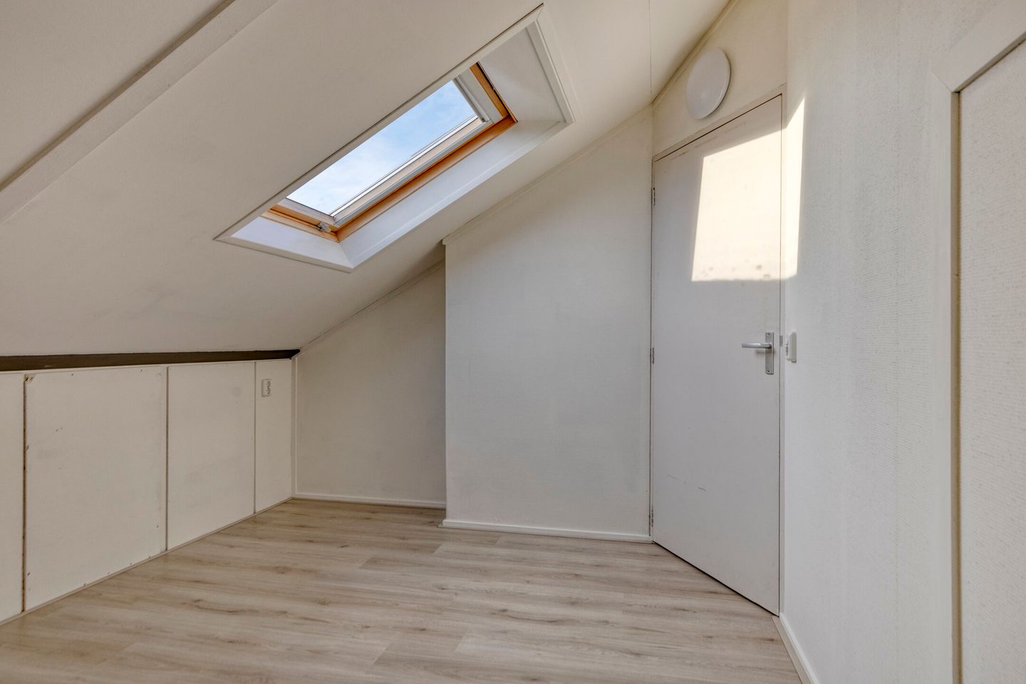 Foto 29 van Lijsterbeslaan 8