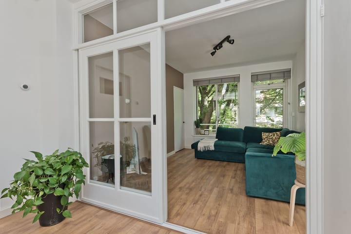 Photo 5 of Hendrik de Bruynstraat 9-1