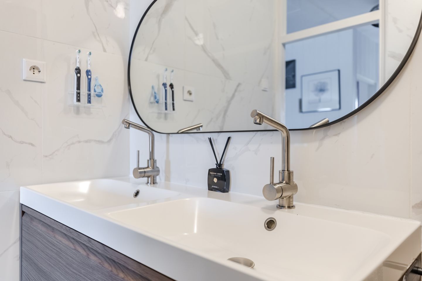 Photo 20 of Claude Monetstraat 44