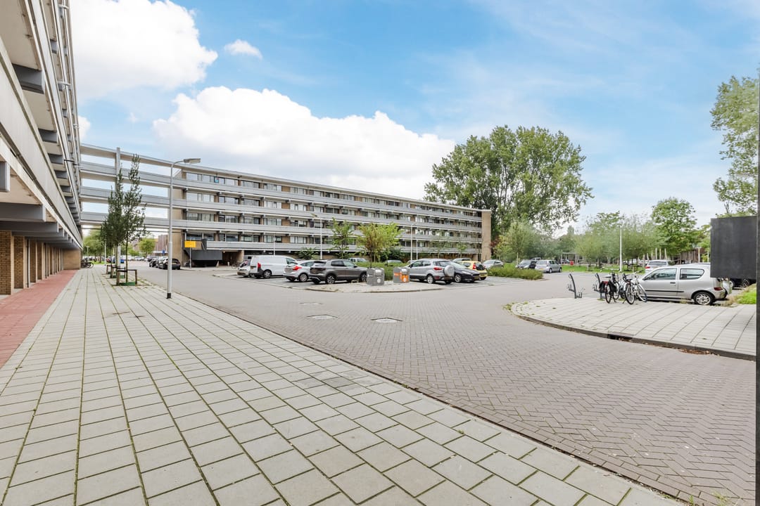 Photo 28 of Claude Monetstraat 44