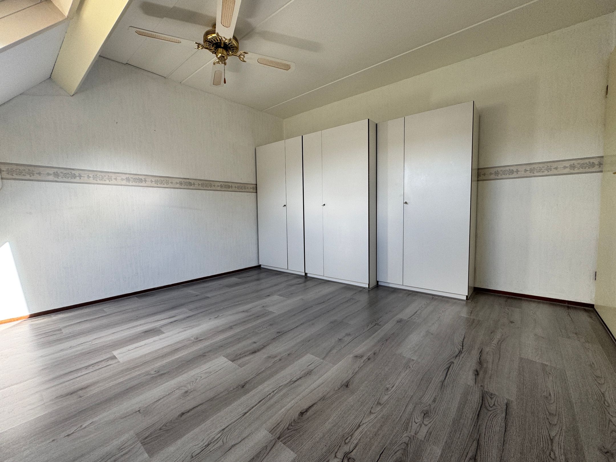 Photo 18 of Meester Jongebloedstraat 2