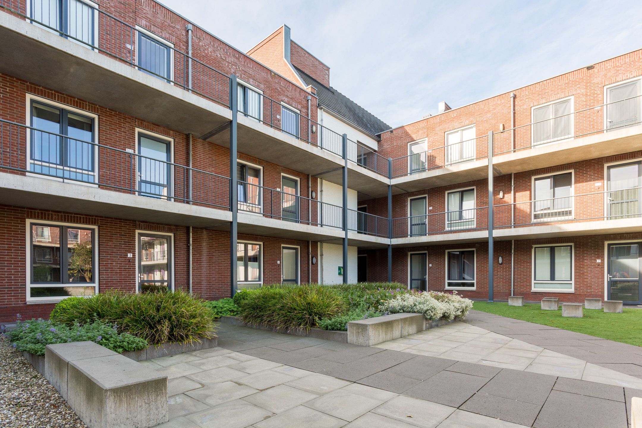 Foto 27 van Ds. Van de Woestijnehof 103