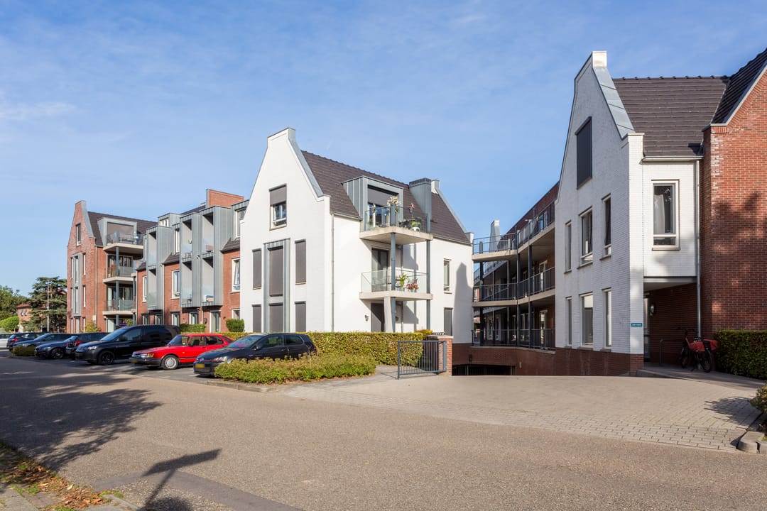 Foto 32 van Ds. Van de Woestijnehof 103