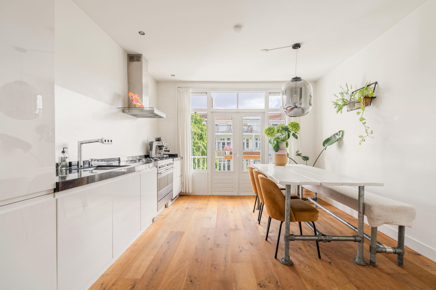 Foto 20 van Postjeskade 151-3