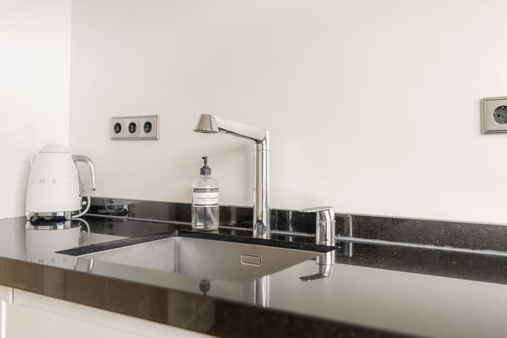 Foto 22 van Postjeskade 151-3