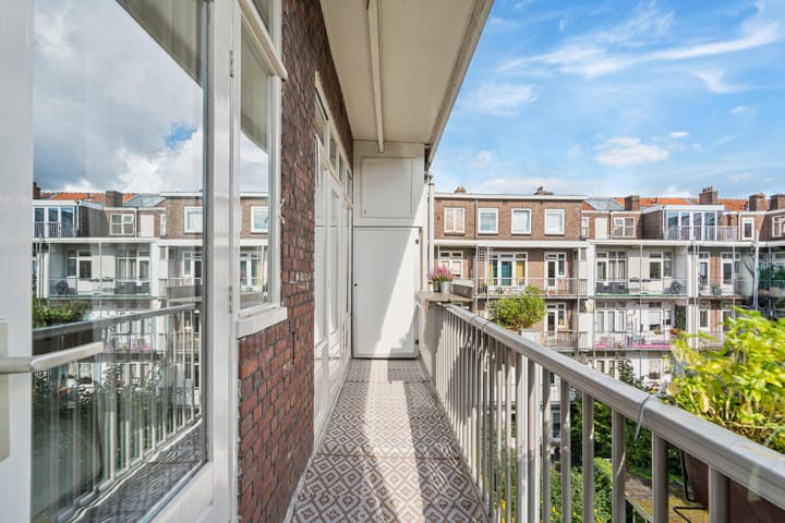 Foto 24 van Postjeskade 151-3