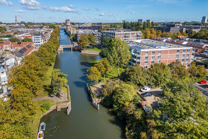 Photo 1 of Broeder Alarmstraat 87