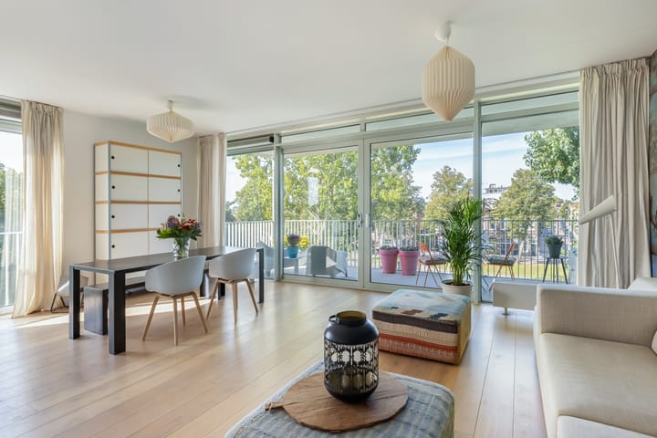 Photo 13 of Broeder Alarmstraat 87