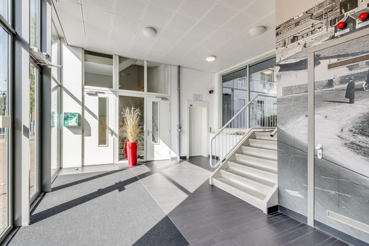 Photo 36 of Broeder Alarmstraat 87