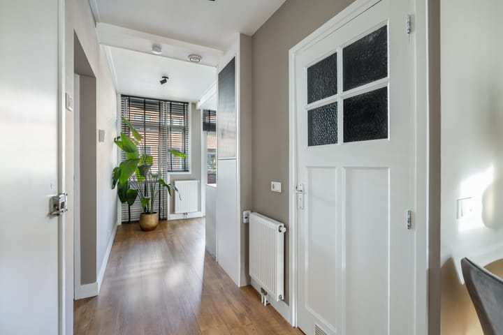 Foto 8 van Nieuwravenstraat 15-BS