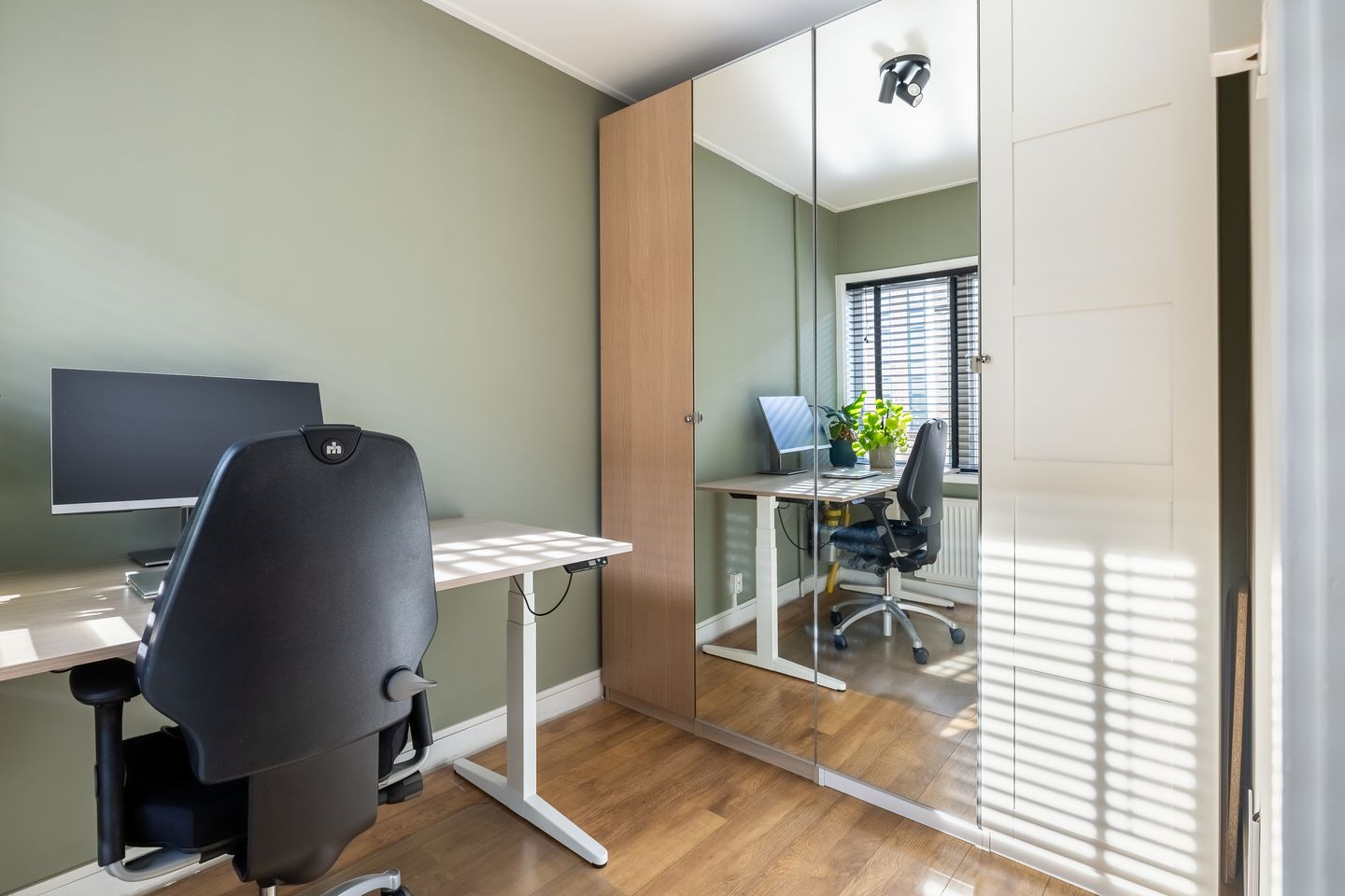 Foto 19 van Nieuwravenstraat 15-BS