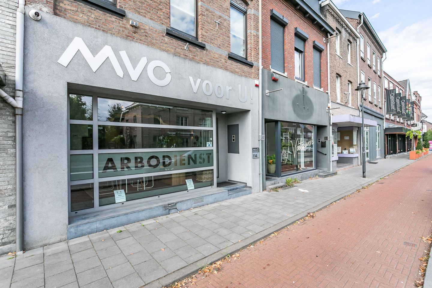View photo 2 of Akerstraat-Noord 114