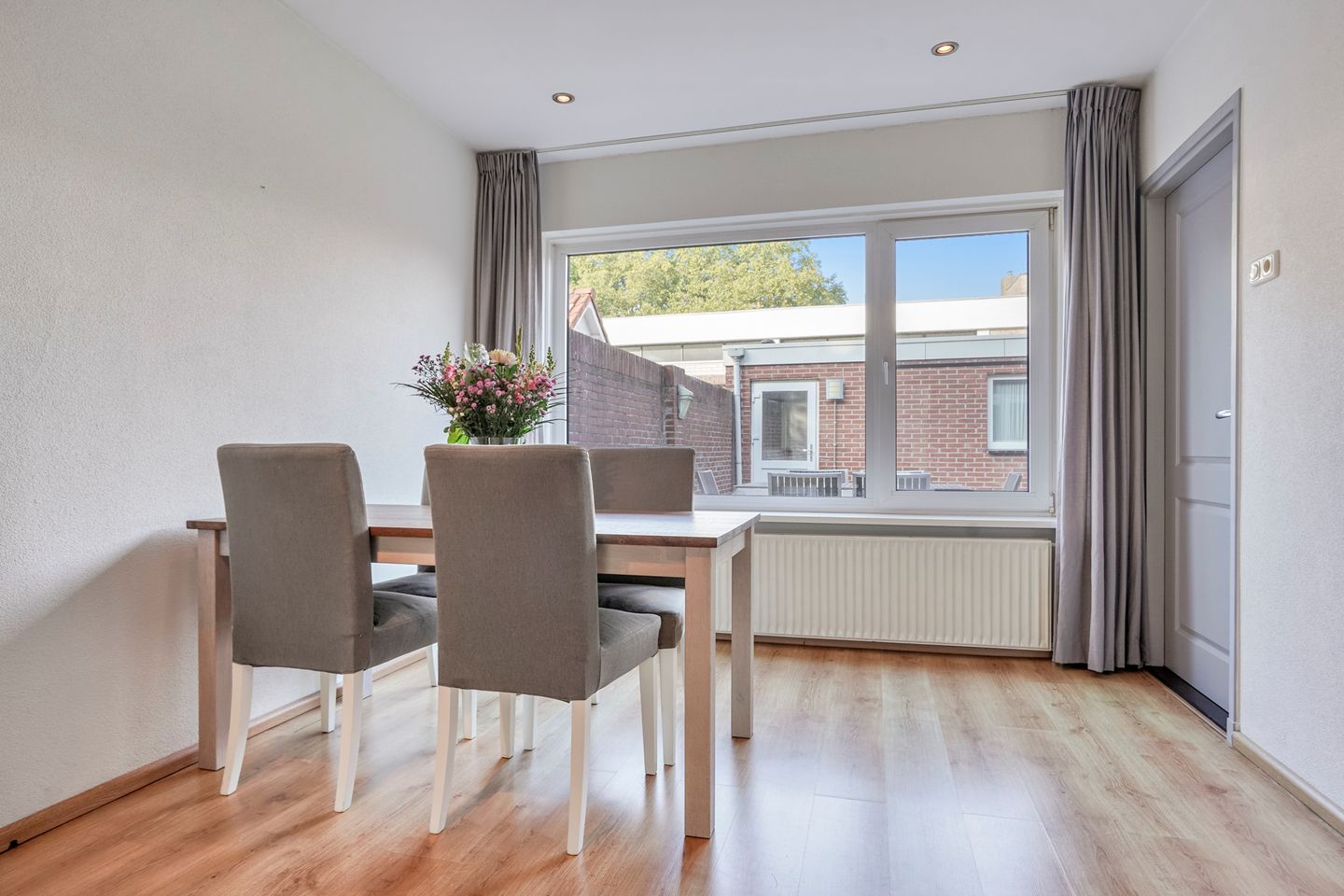 Foto 10 van Kamerlingh Onnesplein 25