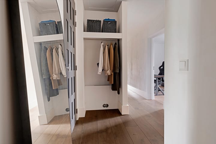 Photo 25 of Logger 16