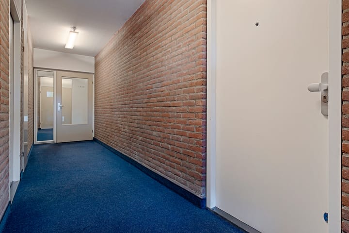 Photo 32 of Logger 16