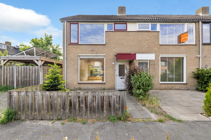 Foto 1 van Mandenmakerstraat 20