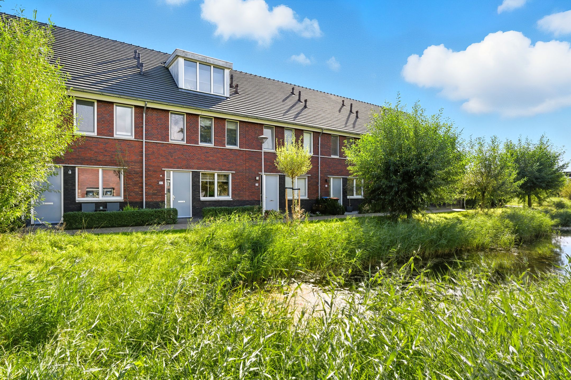 Van Riebeekstraat, 37, Ridderkerk, 2987AV, Zuid-Holland, Nederland 37 