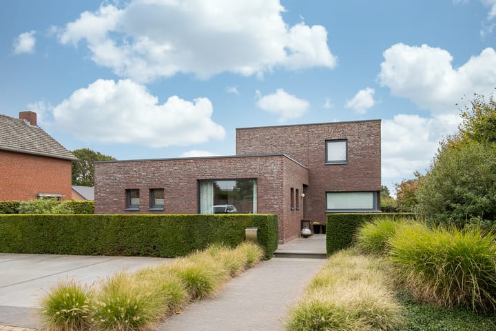 Photo 4 of Reutjesweg 67-A