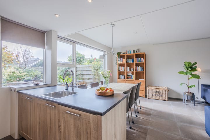 Foto 10 van Van Emstweg 11