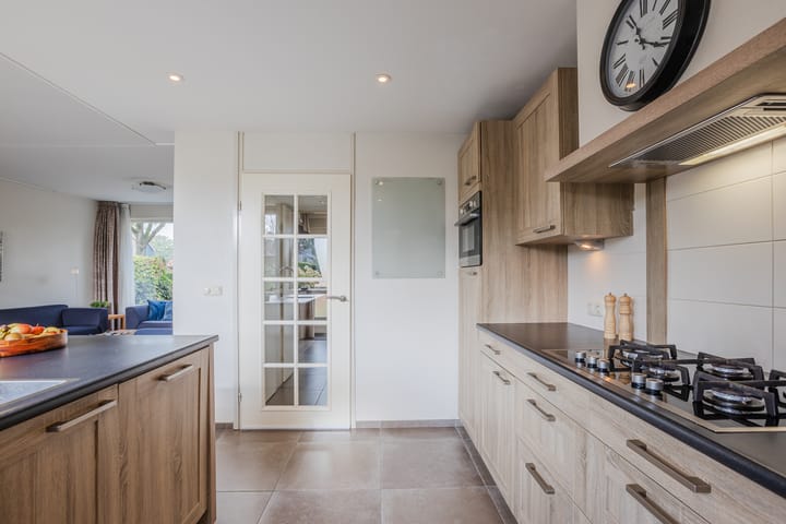 Foto 11 van Van Emstweg 11