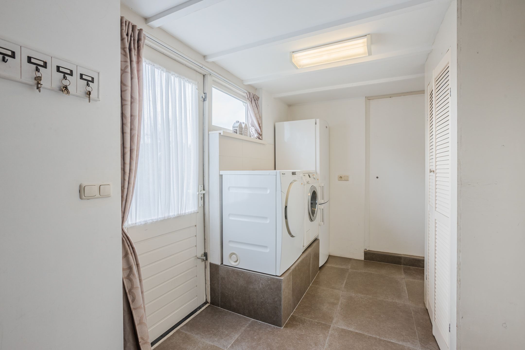 Foto 12 van Van Emstweg 11