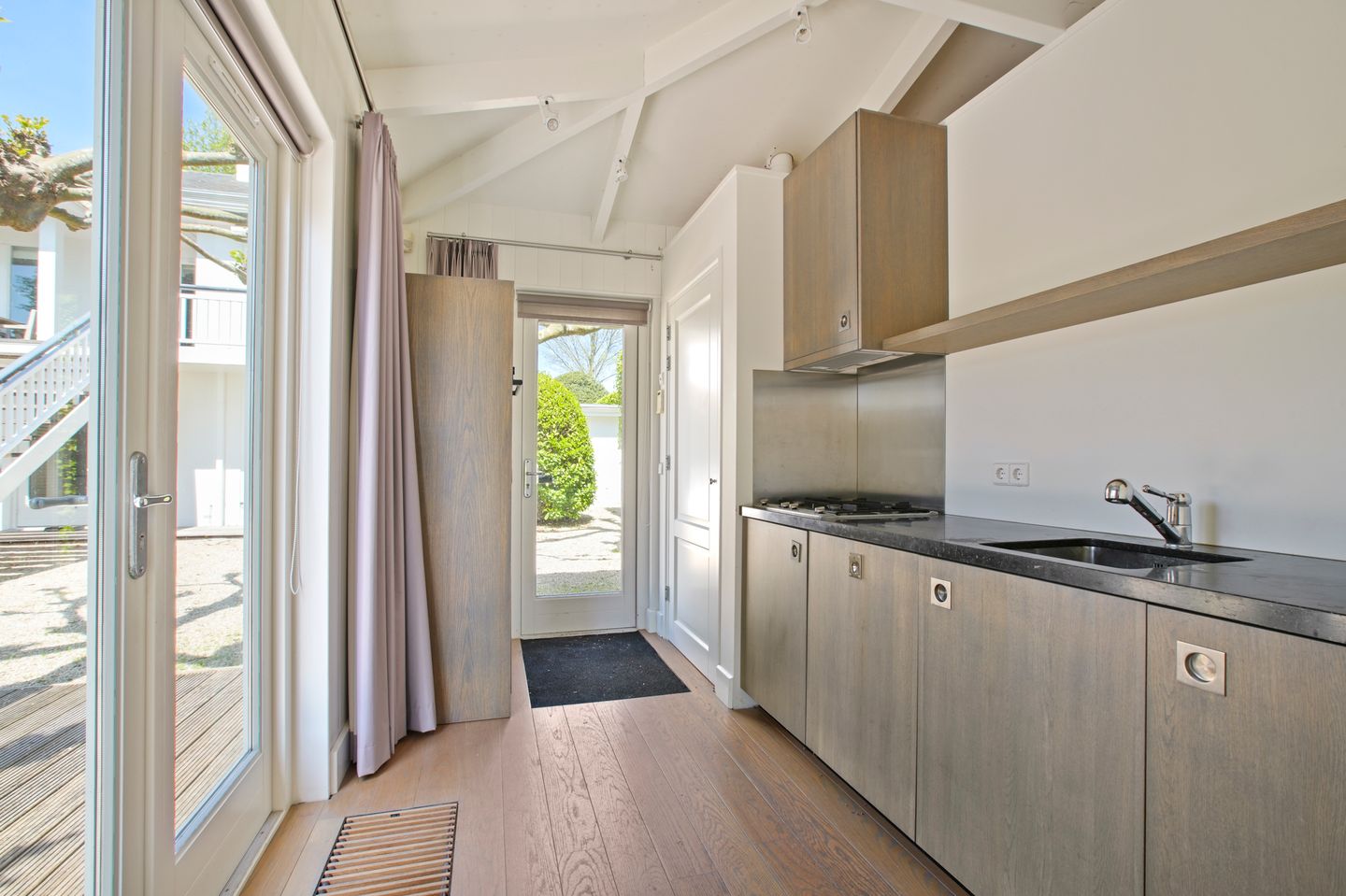 Foto 25 van Amsteldijk Noord 154