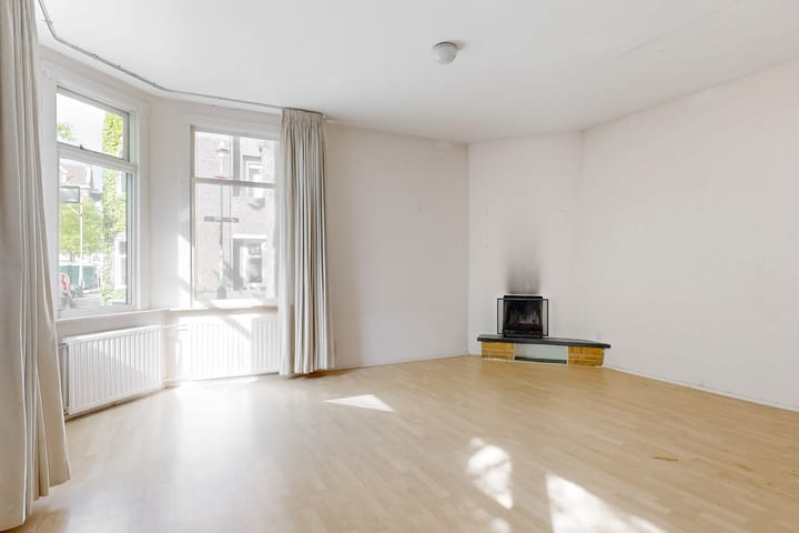 Foto 4 van Emantsstraat 6