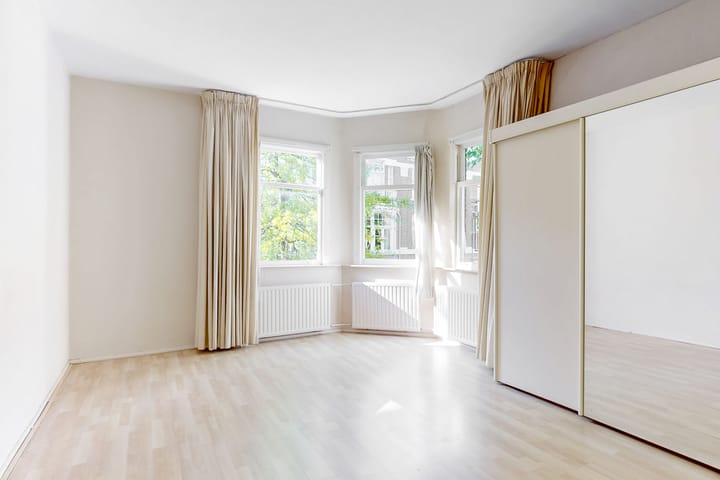 Foto 14 van Emantsstraat 6