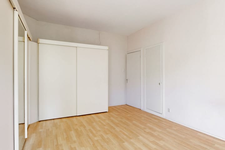 Foto 16 van Emantsstraat 6