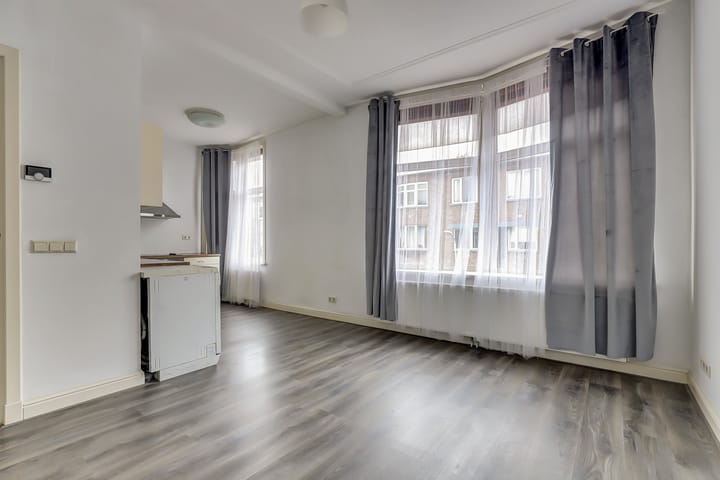 Foto 14 van van Naeltwijckstraat 94