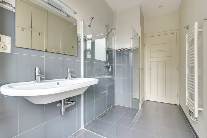 Foto 21 van van Naeltwijckstraat 94