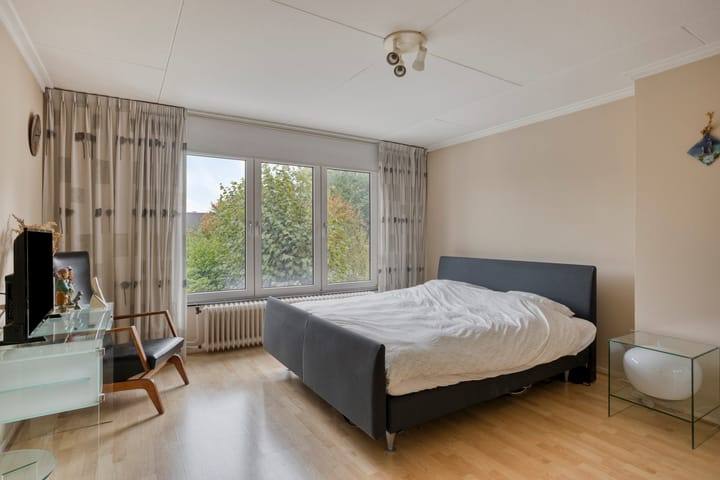 Foto 15 van Ambyerstraat Zuid 102