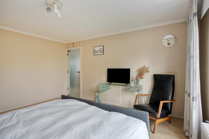 Foto 17 van Ambyerstraat Zuid 102