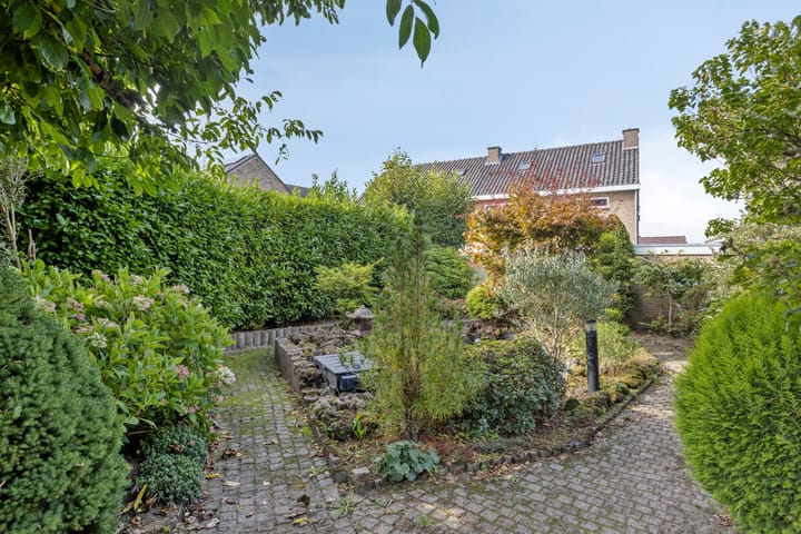 Foto 30 van Ambyerstraat Zuid 102