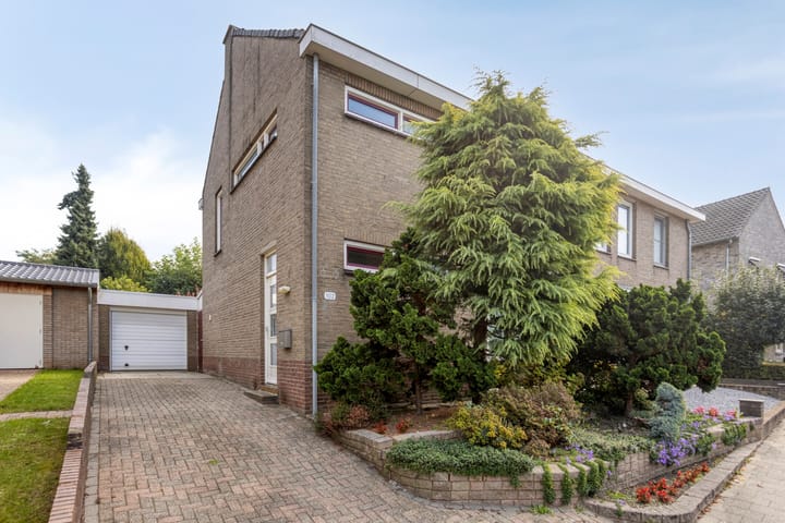 Foto 32 van Ambyerstraat Zuid 102