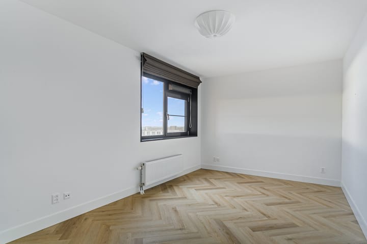 Foto 23 van Osdorpplein 212